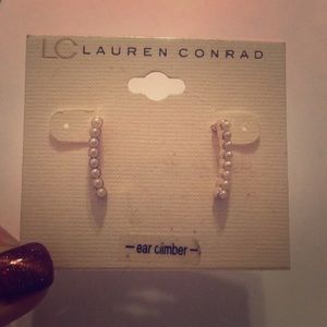 NEW LC Lauren Conrad Ear Climbers